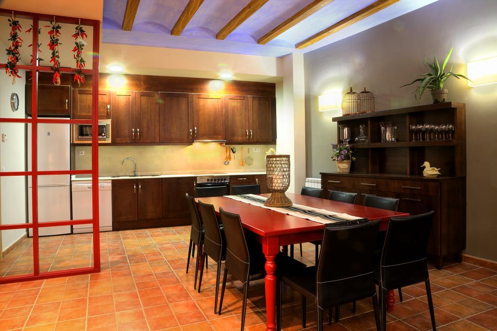 Apartamentos Casa Molinero Buera Bilik gambar
